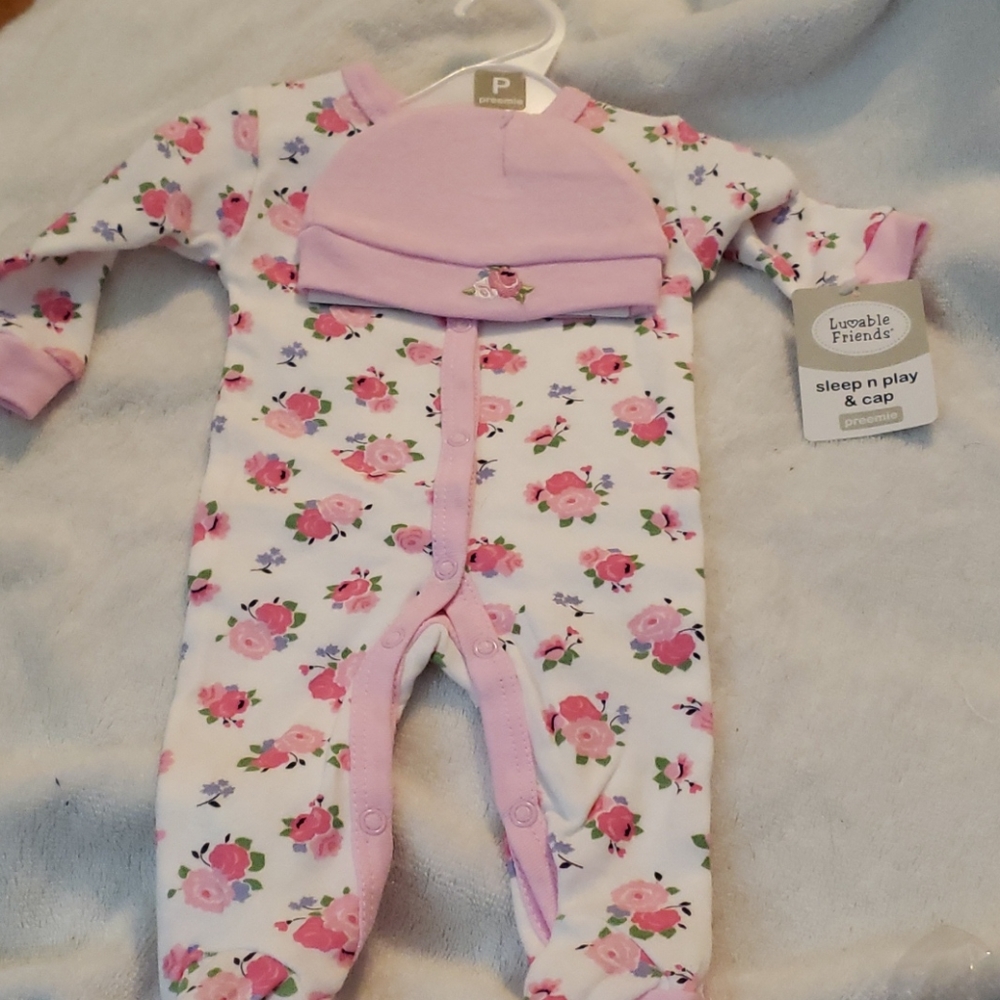 Preemie outfit.            3